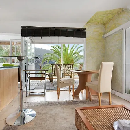 Piso Loft Tropical Doa Apartment *